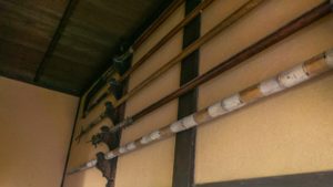 実家から刀剣類が見つかったらどうする？処分・手続きの流れ